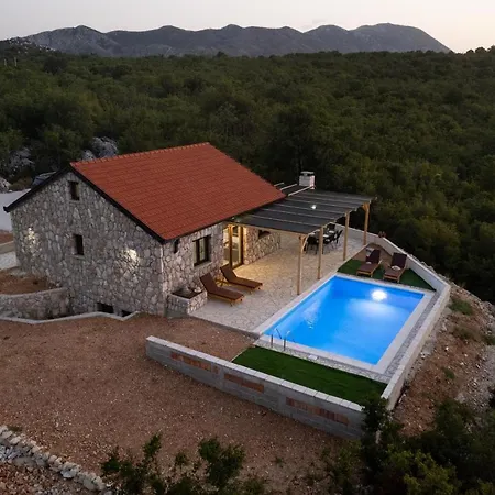 Ivanka Villa